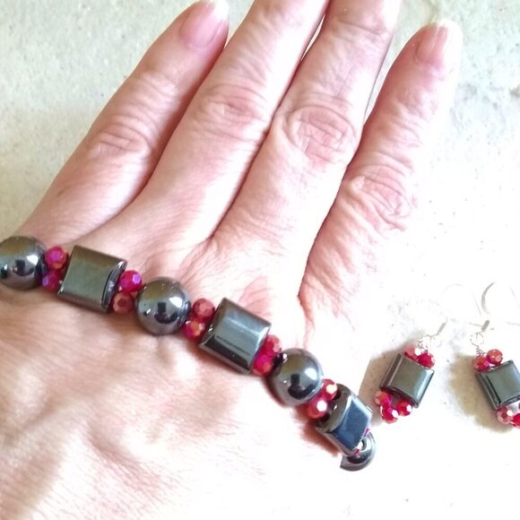 Calm and in Control! Thick + Chunky + Heavy! Spunky Hematite Bracelet + Earrings - Picture 2 of 9